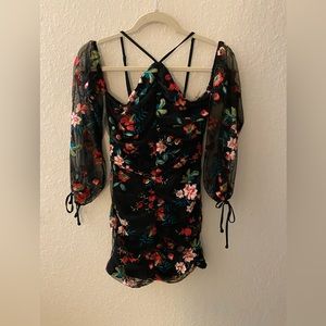 NWT Tularosa Size S Floral Dress